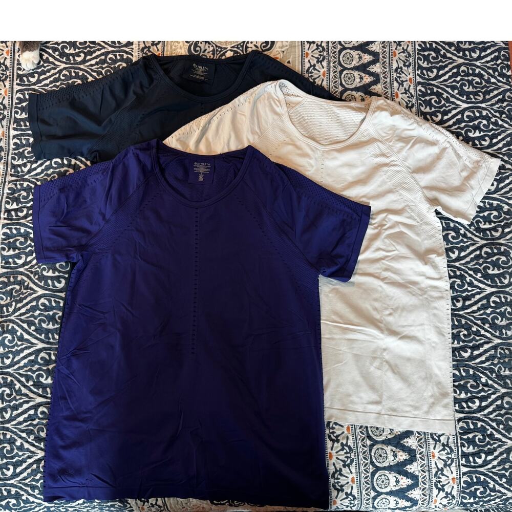 LOT of 3 Athleta Foothill Short-Sleeve Athletic Shirts - Sz L